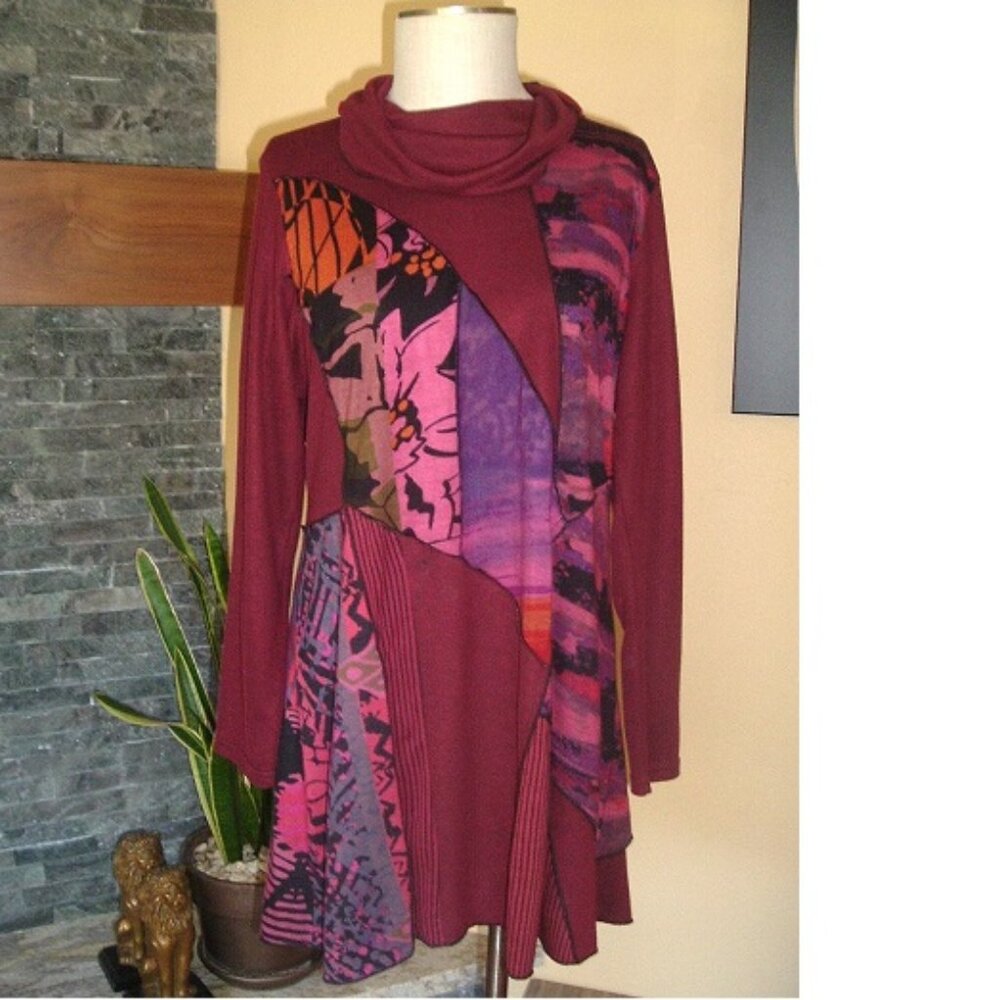 Parsley & Sage Tunic Top Women’s ML Cowl Neck Burgundy Patchwork Artsy Lagenlook
